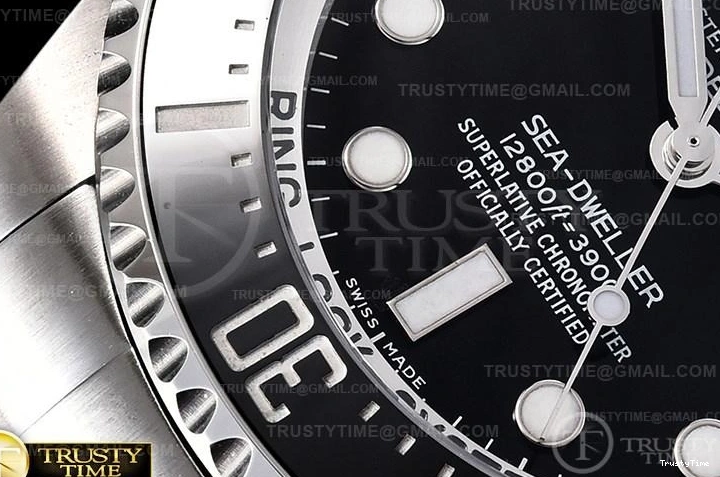 0122 ROLSD093 – Deep Sea Dweller Black Contemporary 1015